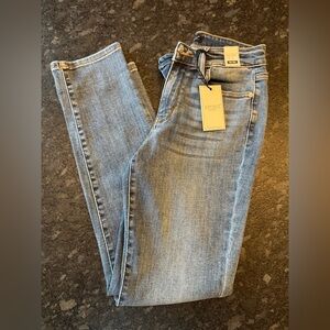 Judy Blue Women's Light Blue Skinny Jeans